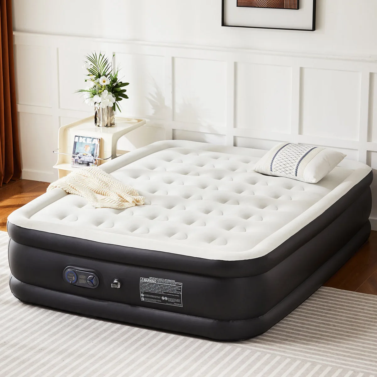 Air Mattress Bed with Built- in Pump