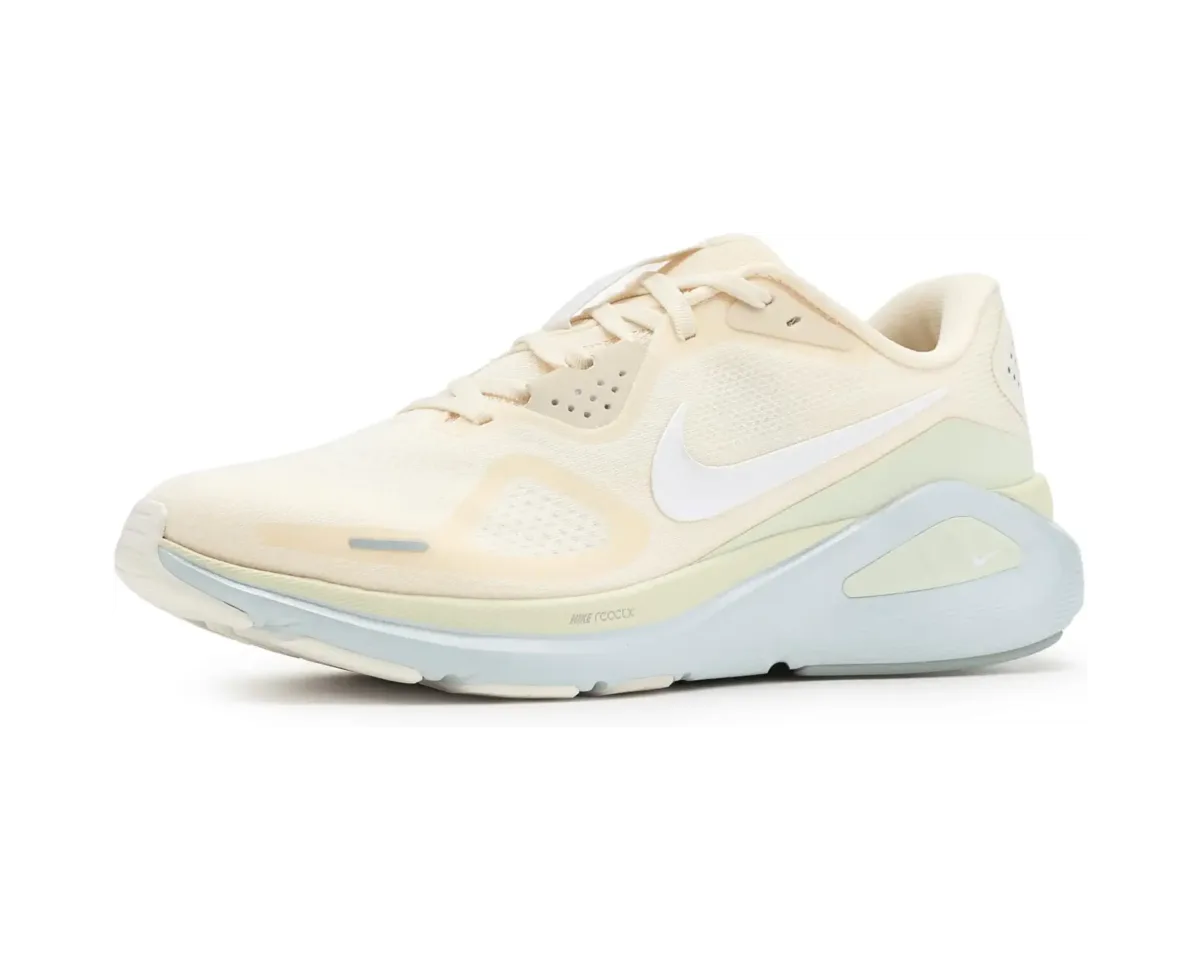 Nike Women’s Structure 26